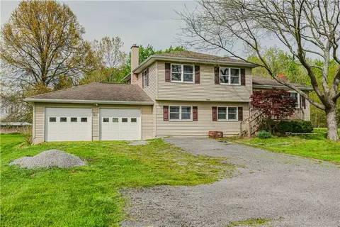 1256 Pittsford Mendon Rd, Mendon, NY 14506