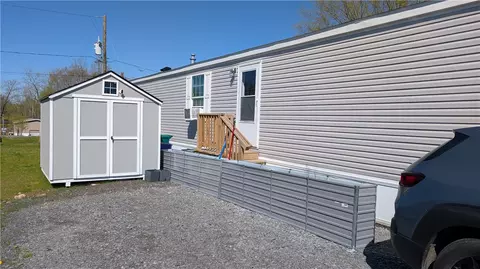 Undisclosed, Shortsville, NY 14548