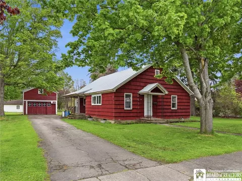 22 South St, Amity, NY 14813
