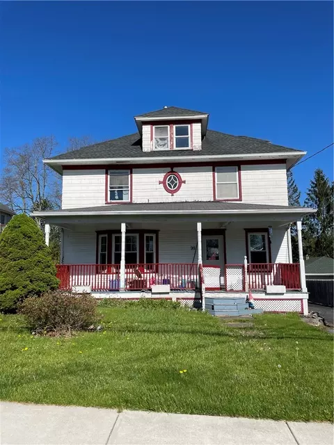 99 S Main St, Murray, NY 14470