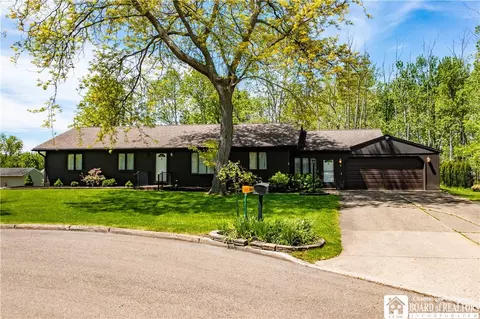 9 Gratiot Ct, Dunkirk, NY 14048