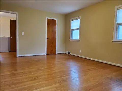 Living - 125 Sydenham Rd, Irondequoit, NY 14609 photo 1 of 8