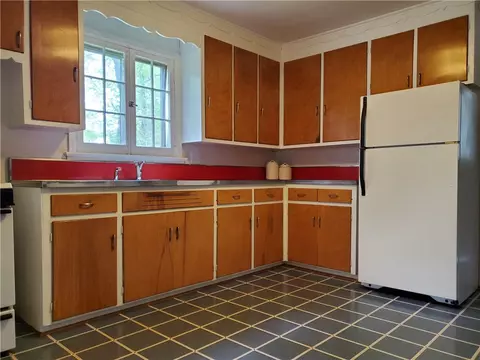 Kitchen - 125 Sydenham Rd, Irondequoit, NY 14609 photo 2 of 3
