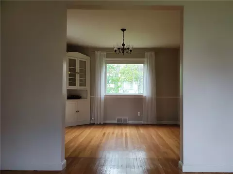 Living - 125 Sydenham Rd, Irondequoit, NY 14609 photo 6 of 8