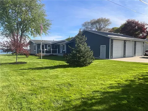 14349 Oak Orchard On The Lk, Carlton, NY 14571