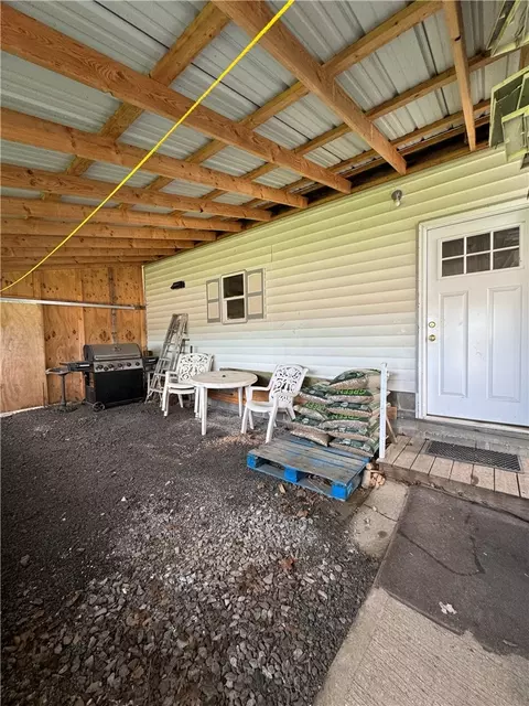 Exterior - 5 King St, Eldred, PA 16731 photo 6 of 15