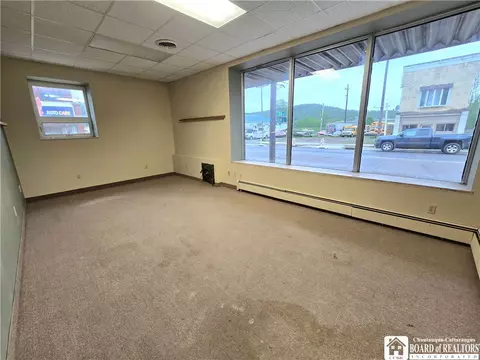 Living - 168 Main St, Eldred, PA 16731 photo 1 of 8