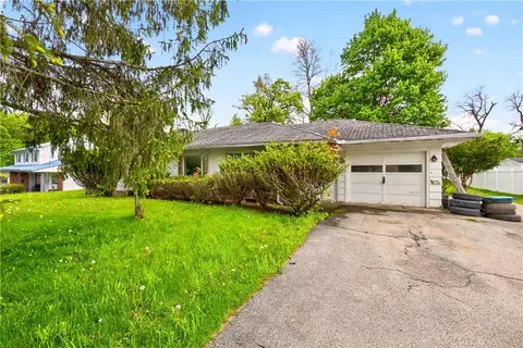 123 Lea Dr, Arcadia, NY 14513