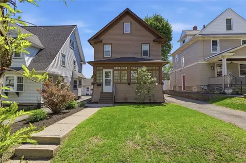 84 Marion St, Rochester, NY 14610