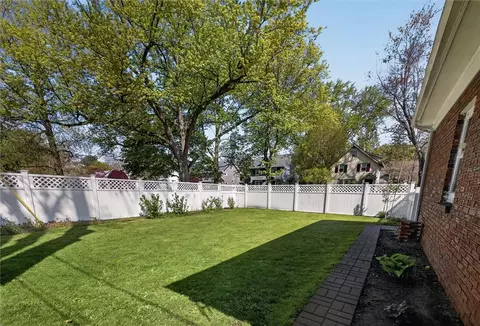 Exterior - 126 Wildmere Rd, Irondequoit, NY 14617 photo 6 of 8