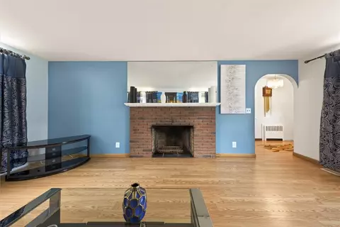 Living - 126 Wildmere Rd, Irondequoit, NY 14617 photo 5 of 8