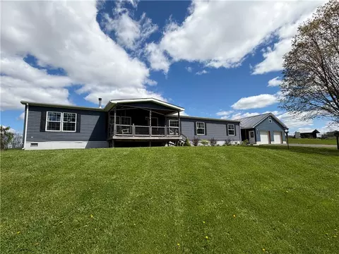 137 Poverty Ln, Pittsfield, NY 13411