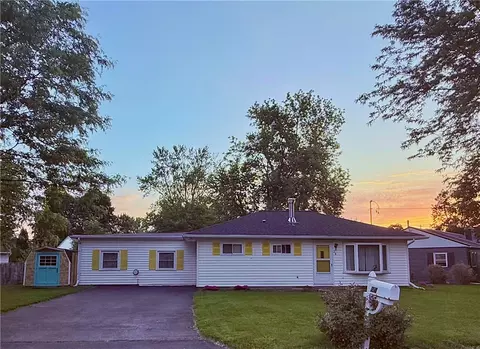 24 Garden St, Geneva, NY 14456
