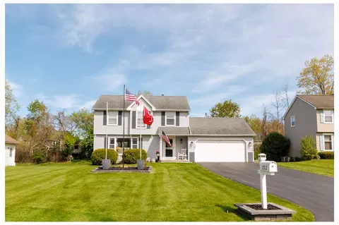 722 Brookeville Dr, Webster, NY 14580