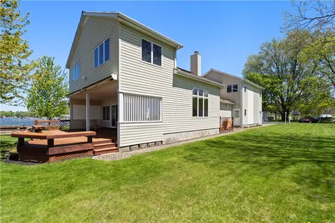 3660 Shoreline Dr, Livonia, NY 14487