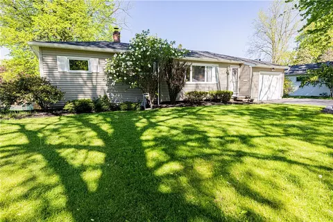 55 Hillside Rd, Penfield, NY 14526
