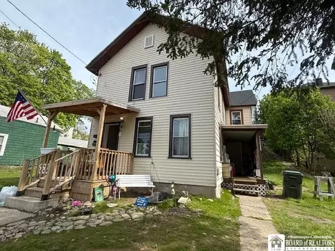 17 W 7th St, Jamestown, NY 14701