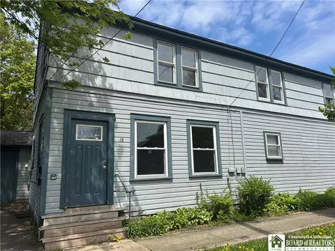 18 Cleveland Ave, Pomfret, NY 14063