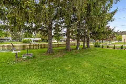 Exterior - 103 Circle Dr, Bath, NY 14810 photo 8 of 9