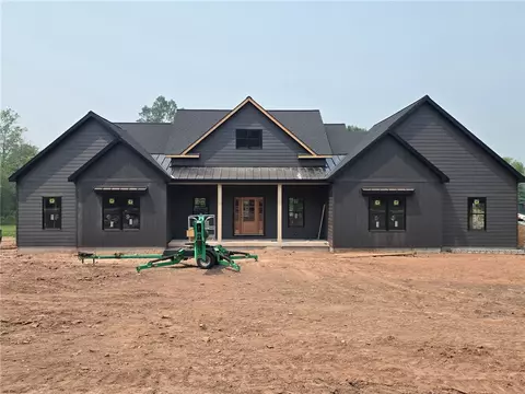 425 County Line Rd, Webster, NY 14580