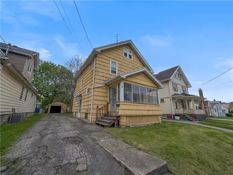 35 Wakefield St, Rochester, NY 14621