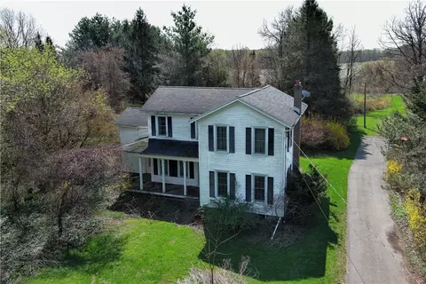 7310 Lake Rd, Sodus, NY 14551