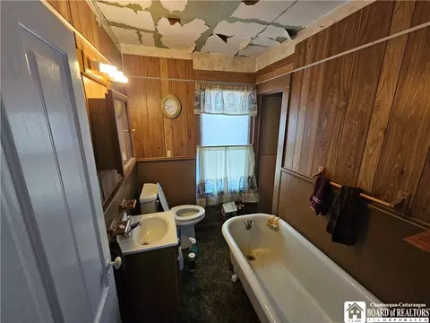 Bath - 812 Bishop St, Olean, NY 14760 photo 2 of 2