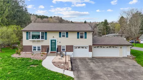 4 Preston Dr, Nanticoke, NY 13777