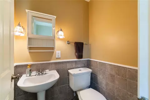 Bath - 175 Montclair Dr, Irondequoit, NY 14617 photo 1 of 3