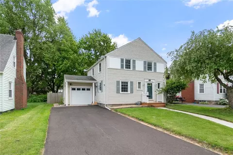175 Montclair Dr, Irondequoit, NY 14617