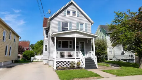 28 N Morrell Ave, Geneva, NY 14456