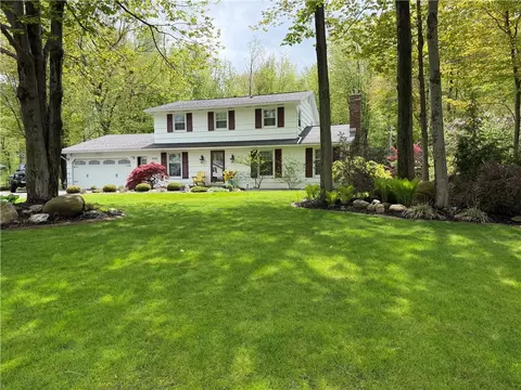 1253 Holley Rd, Webster, NY 14580