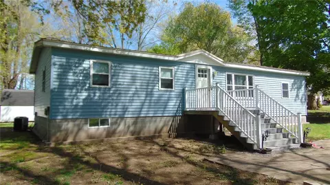 2633 Edwards Rd, Waterloo, NY 13165