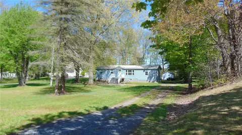 2633 Edwards Rd, Waterloo, NY 13165 photo 4