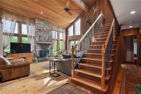 Entry Way - 734 Post Rd, Franklin, NY 13775 photo 1 of 4