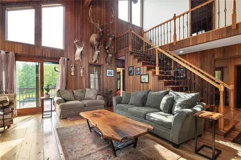 Living - 734 Post Rd, Franklin, NY 13775 photo 3 of 6