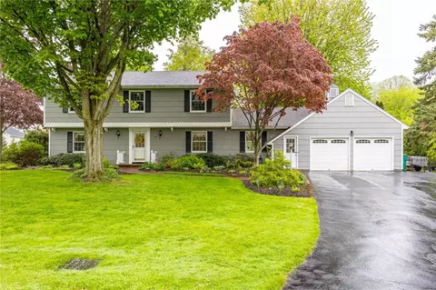 347 Brooksboro Dr, Webster, NY 14580