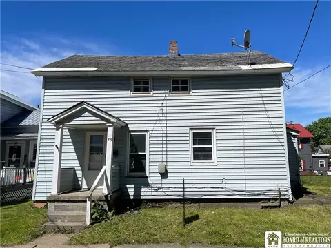 23 Valley St, Jamestown, NY 14701