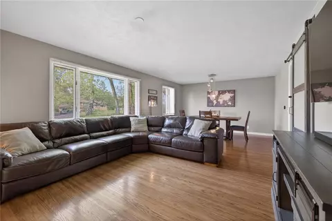 Living - 565 Bay Rd, Webster, NY 14580 photo 3 of 6