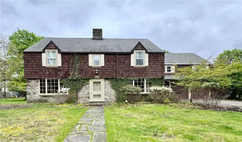 654 Logan St, Elmira, NY 14901