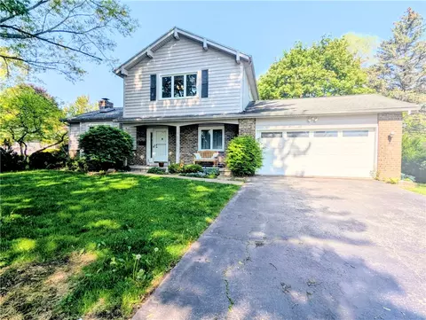 19 Towngate Rd, Greece, NY 14626
