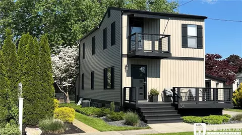 34 N Zebra St, Dunkirk, NY 14048