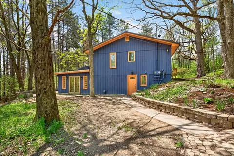 1890 Warren Rd, Middlesex, NY 14507