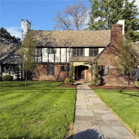 670 Hoffman St, Elmira, NY 14905