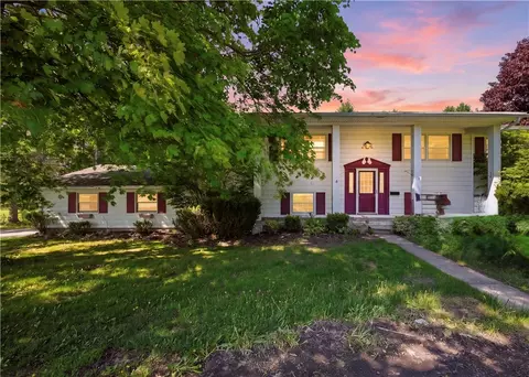 34 Broadway St, Oakfield, NY 14125
