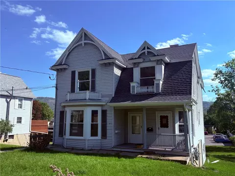 19 Bronk St, Oneonta, NY 13820