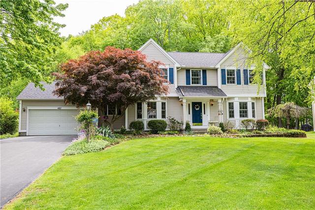 487 Sandystone Cir, Webster, NY 14580