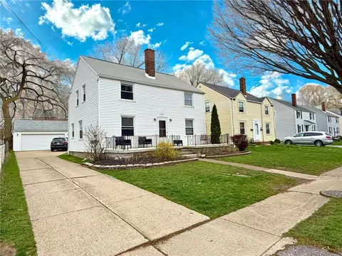 177 Henderson Ave, Tonawanda, NY 14217