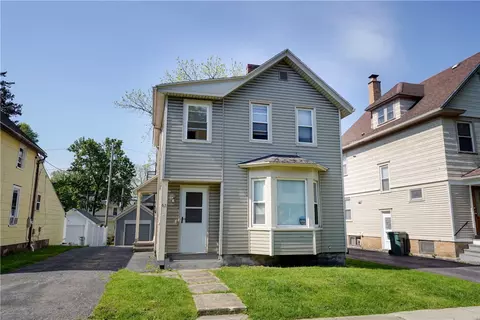63 Langslow St, Rochester, NY 14620