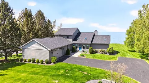 3535 Lake Rd, Williamson, NY 14589